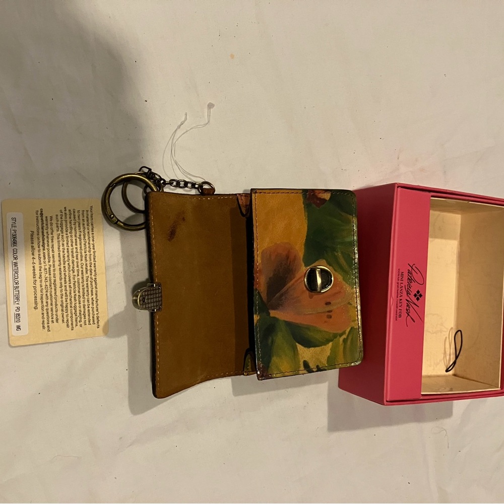 Floral Card Holder with Keychain
